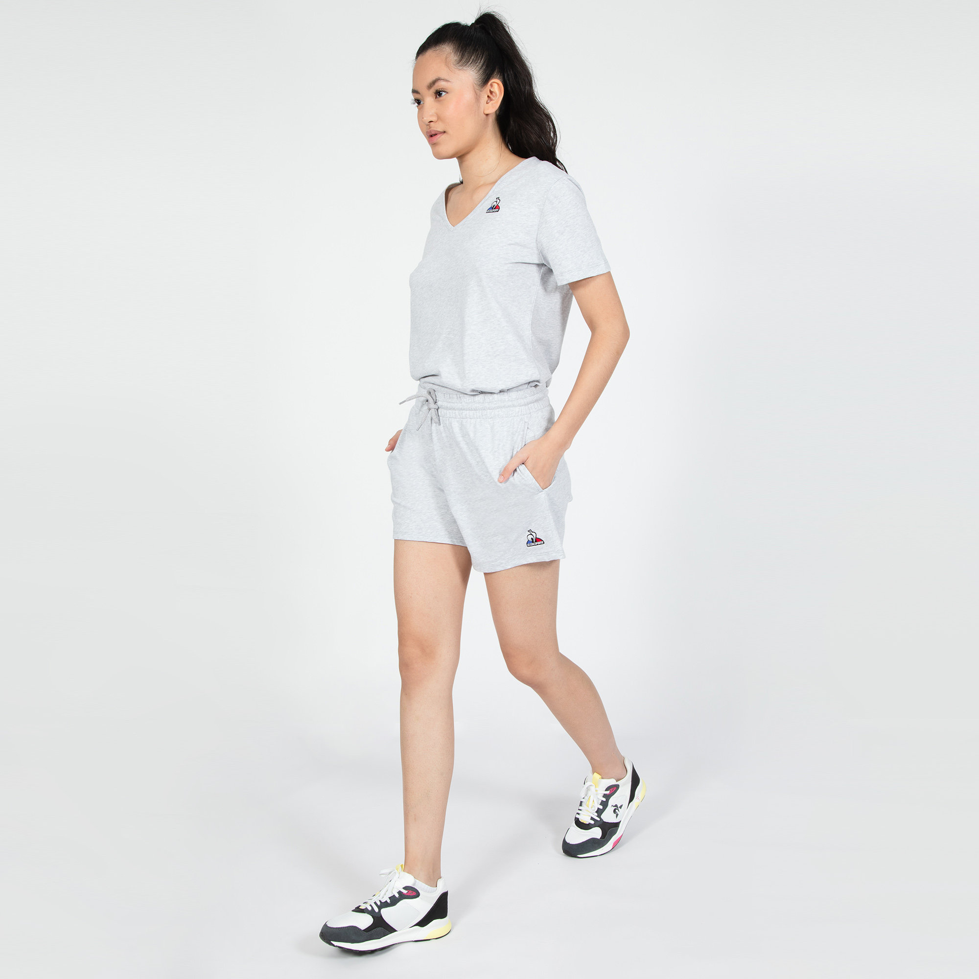 CAMISETA FILA CAMISETA LECOQ ESS Tee SS Col V N°2 W FEMENINO GRIS 2220633 - Imagen 4