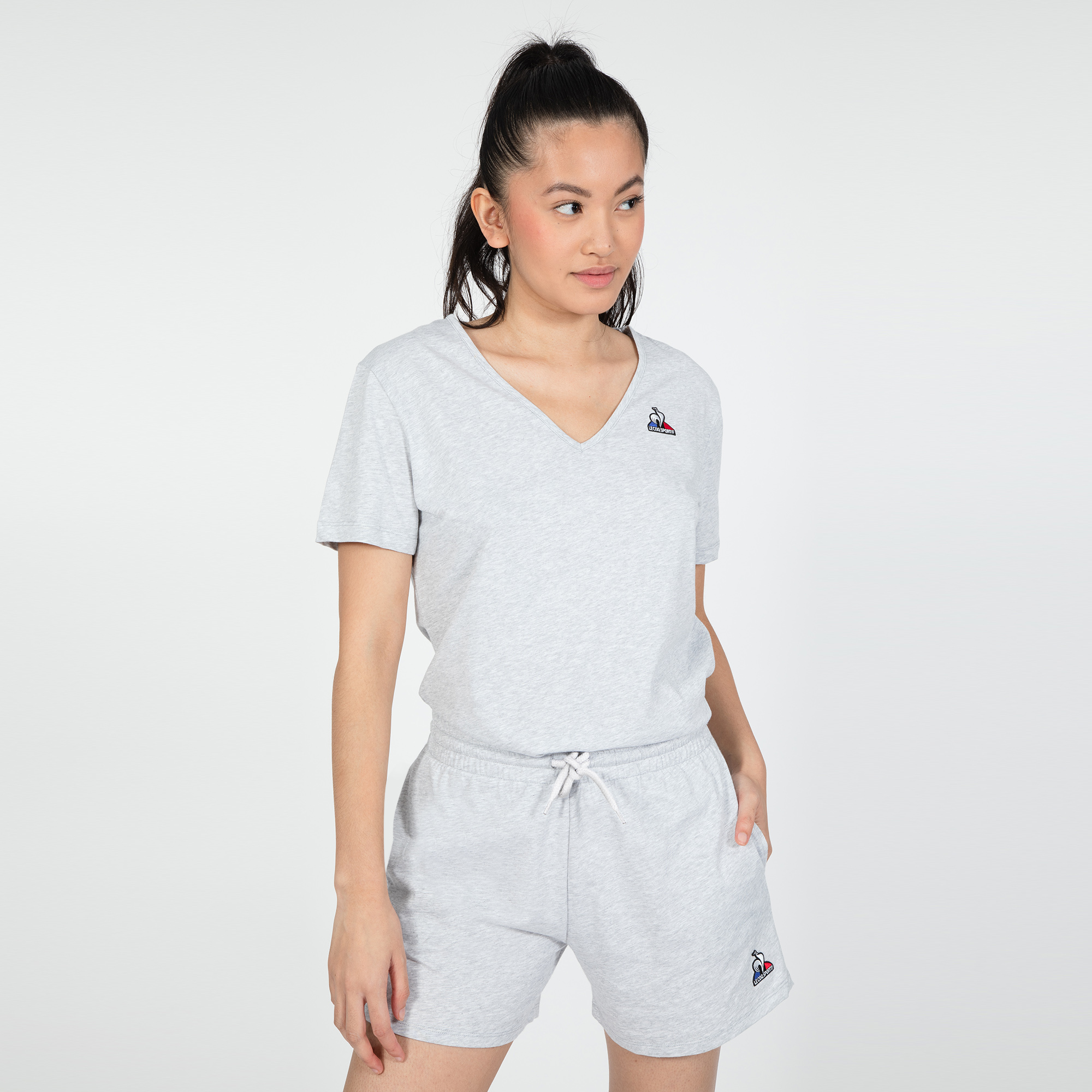 CAMISETA FILA CAMISETA LECOQ ESS Tee SS Col V N°2 W FEMENINO GRIS 2220633 - Imagen 5