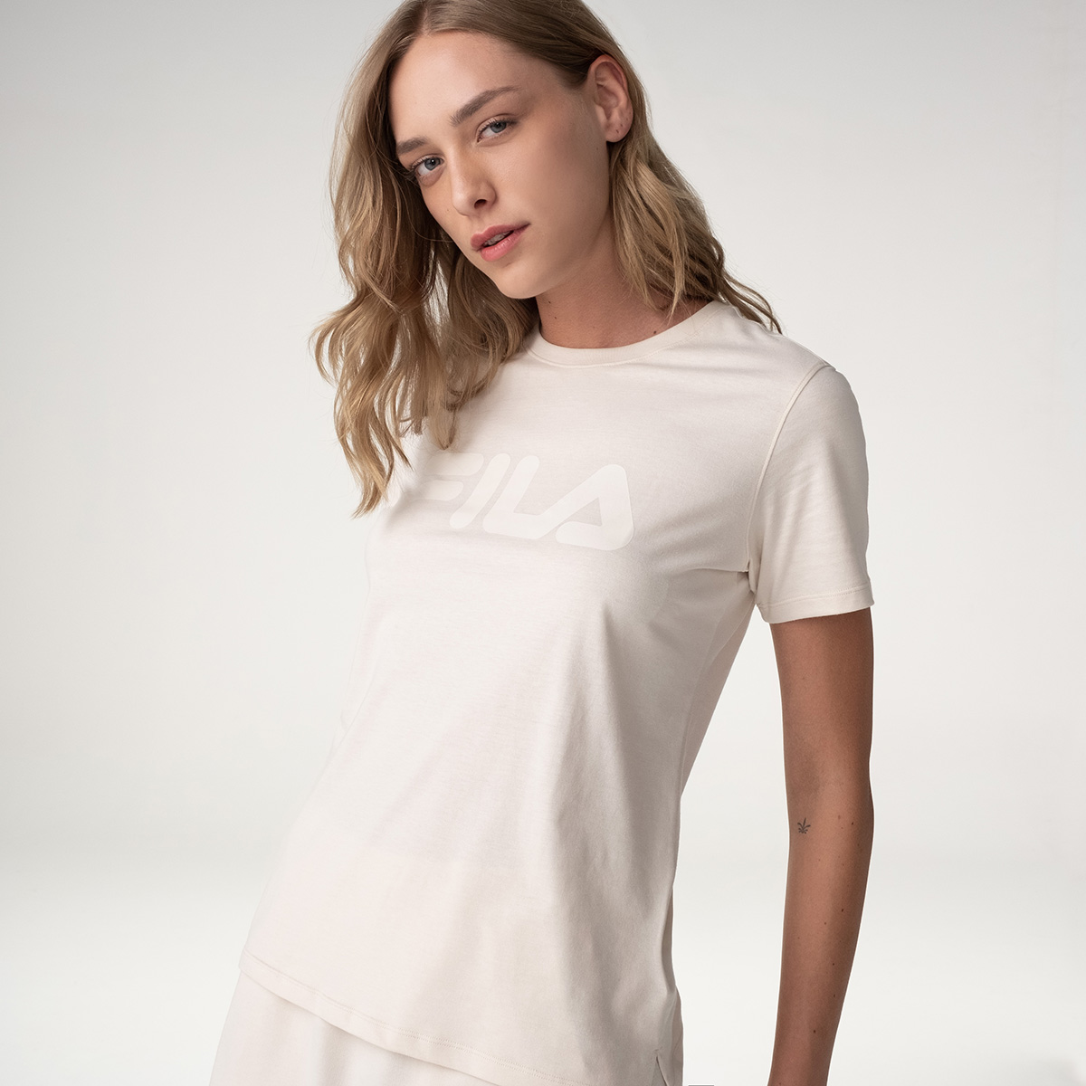 CAMISETA FILA Remera Remera Femenina Fila Letter Premium - Imagen 6